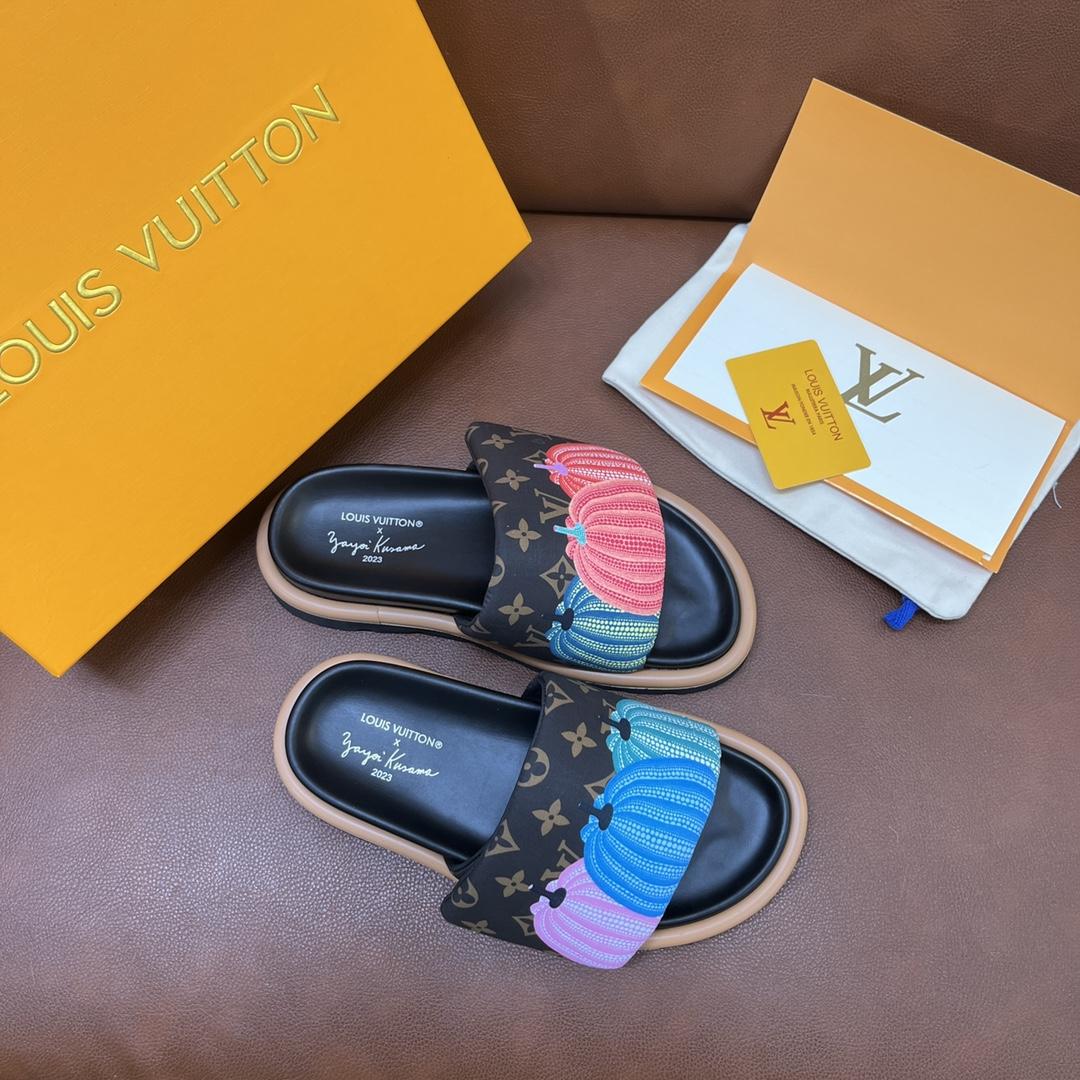 Louis Vuitton LV x YK Pool Pillow Flat Comfort Mule   1ABD8Y - 