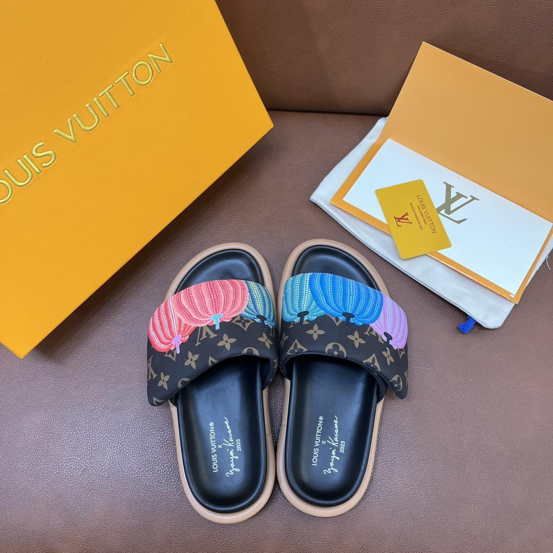 Louis Vuitton LV x YK Pool Pillow Flat Comfort Mule   1ABD8Y - 