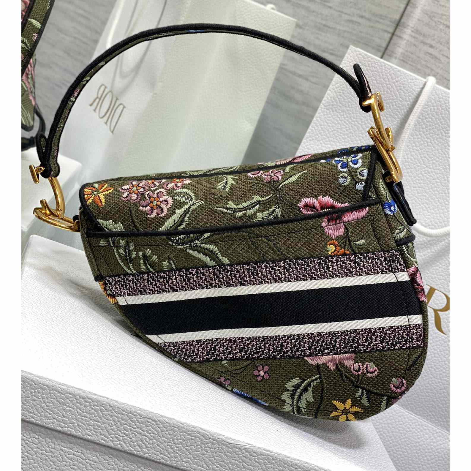 Dior Saddle Bag  - 