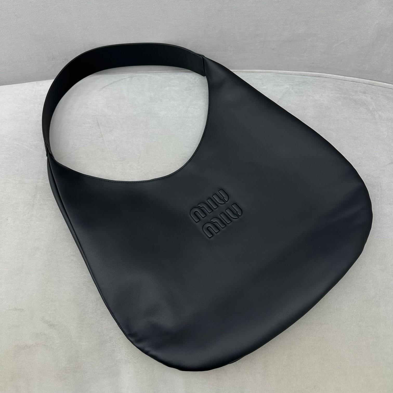 Miu Miu Leather Hobo Bag - 