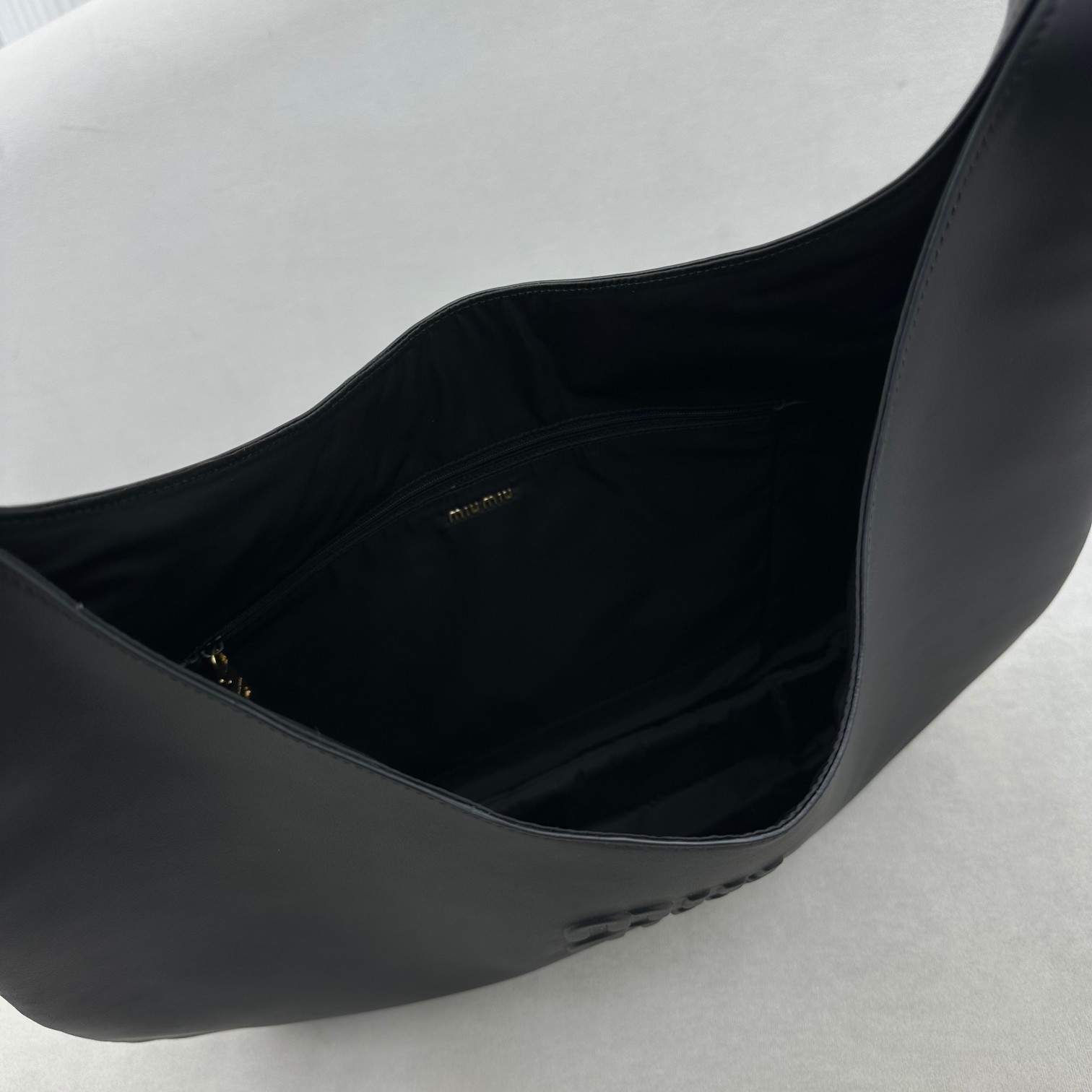 Miu Miu Leather Hobo Bag - 