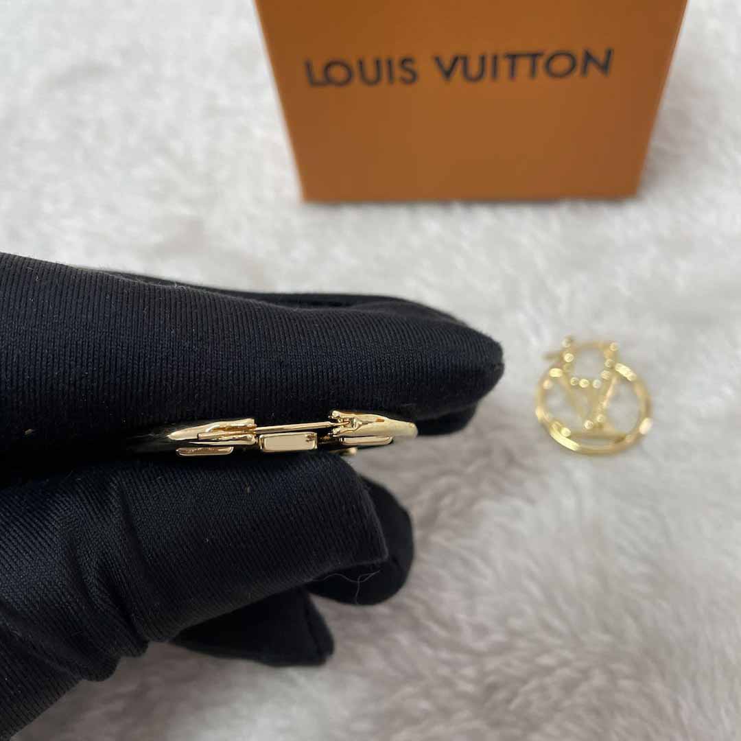 Louis Vuitton Earring  - 