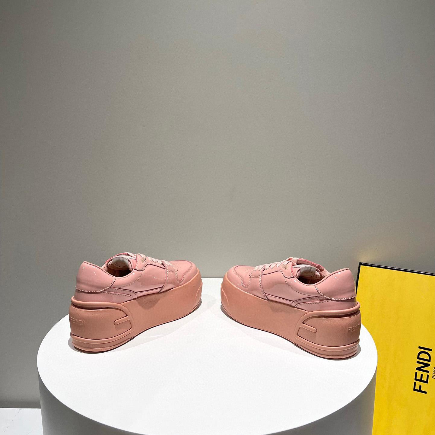 Fendi Fashion Show Pink Leather Low-Tops Sneaker  - 