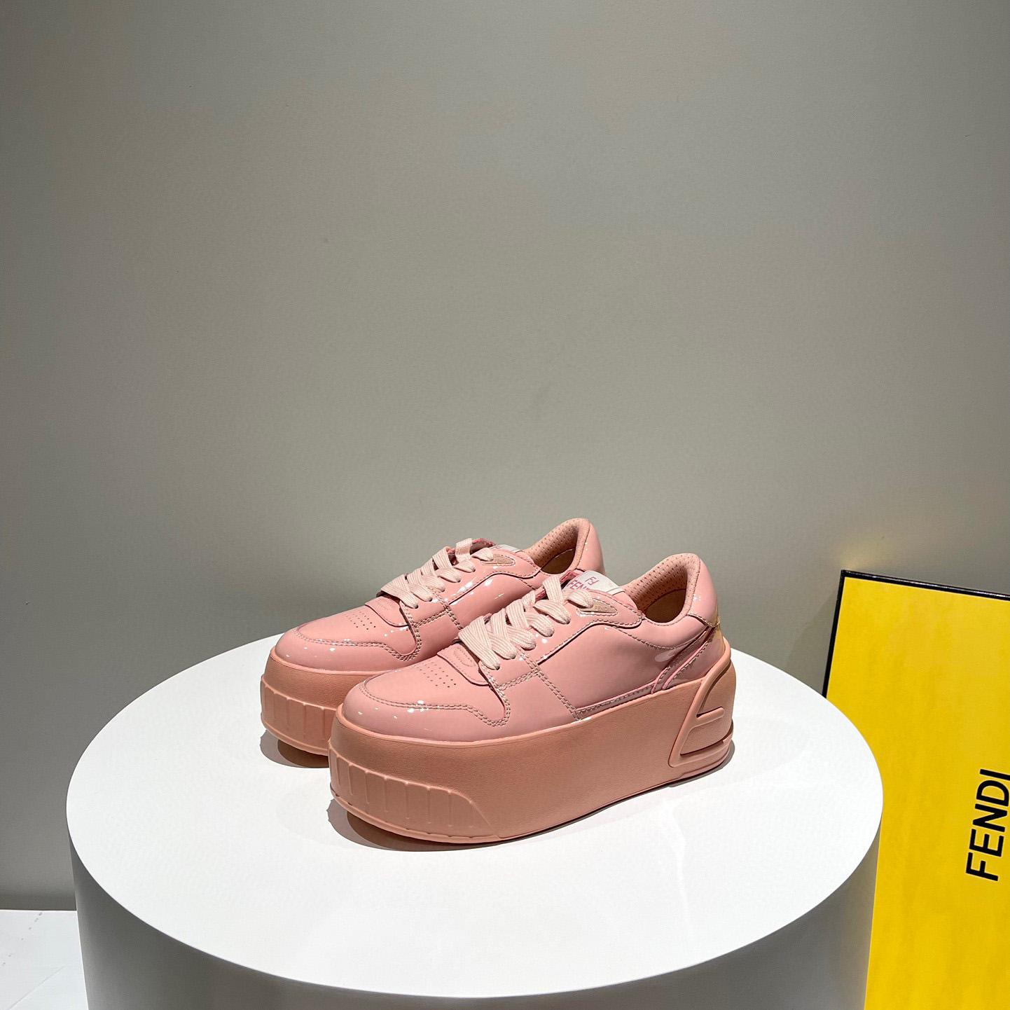 Fendi Fashion Show Pink Leather Low-Tops Sneaker  - 