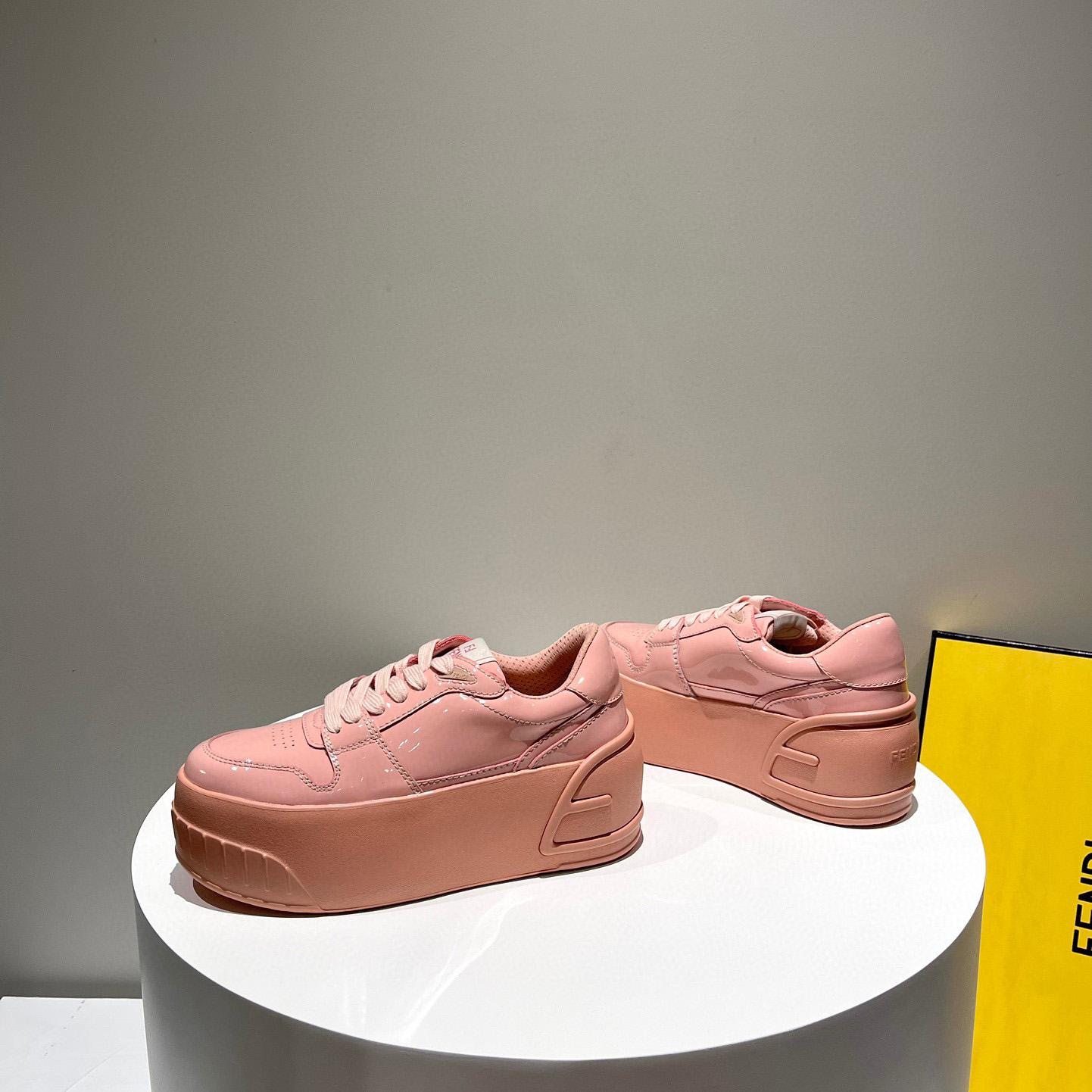 Fendi Fashion Show Pink Leather Low-Tops Sneaker  - 