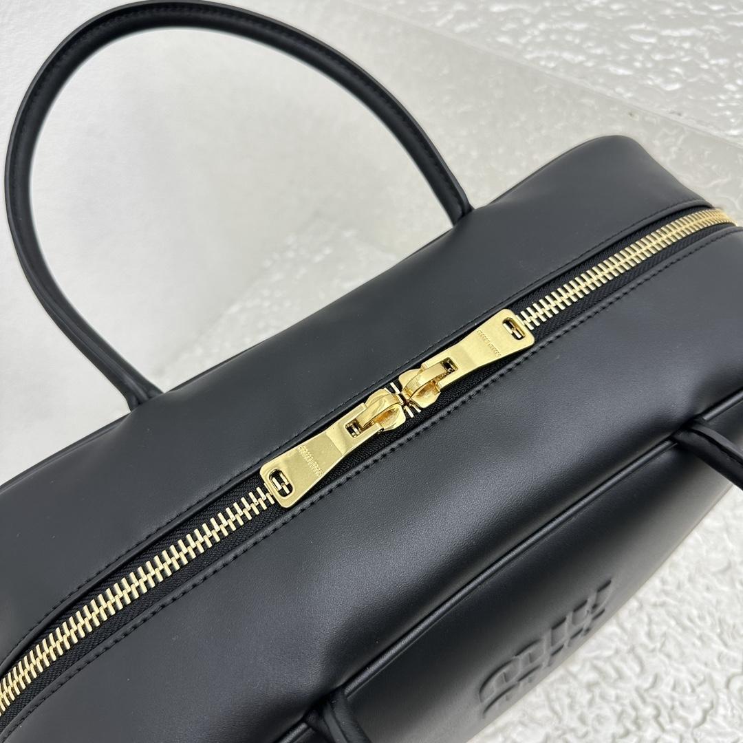Miu Miu Leather Top-handle Bag - 