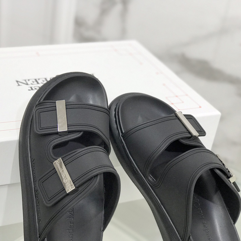 Alexander Mqueen Women's Hybrid Slide In Black/Silver - 