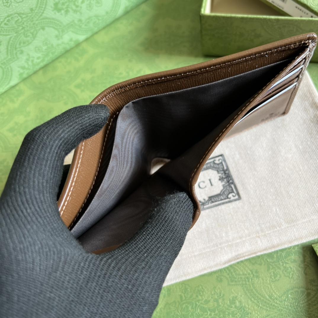 Gucci Wallet With Interlocking G - 