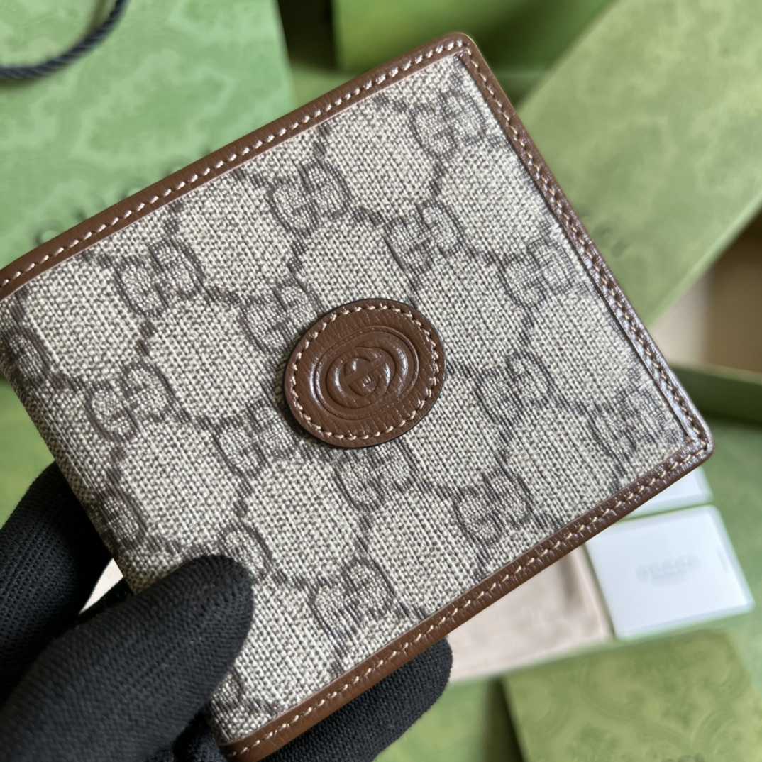Gucci Wallet With Interlocking G - 