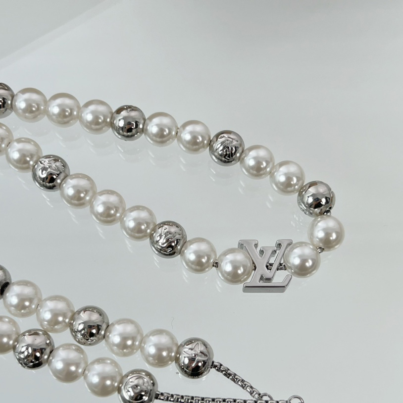 Louis Vuitton Monogram Pearls Necklace    M01157 - 