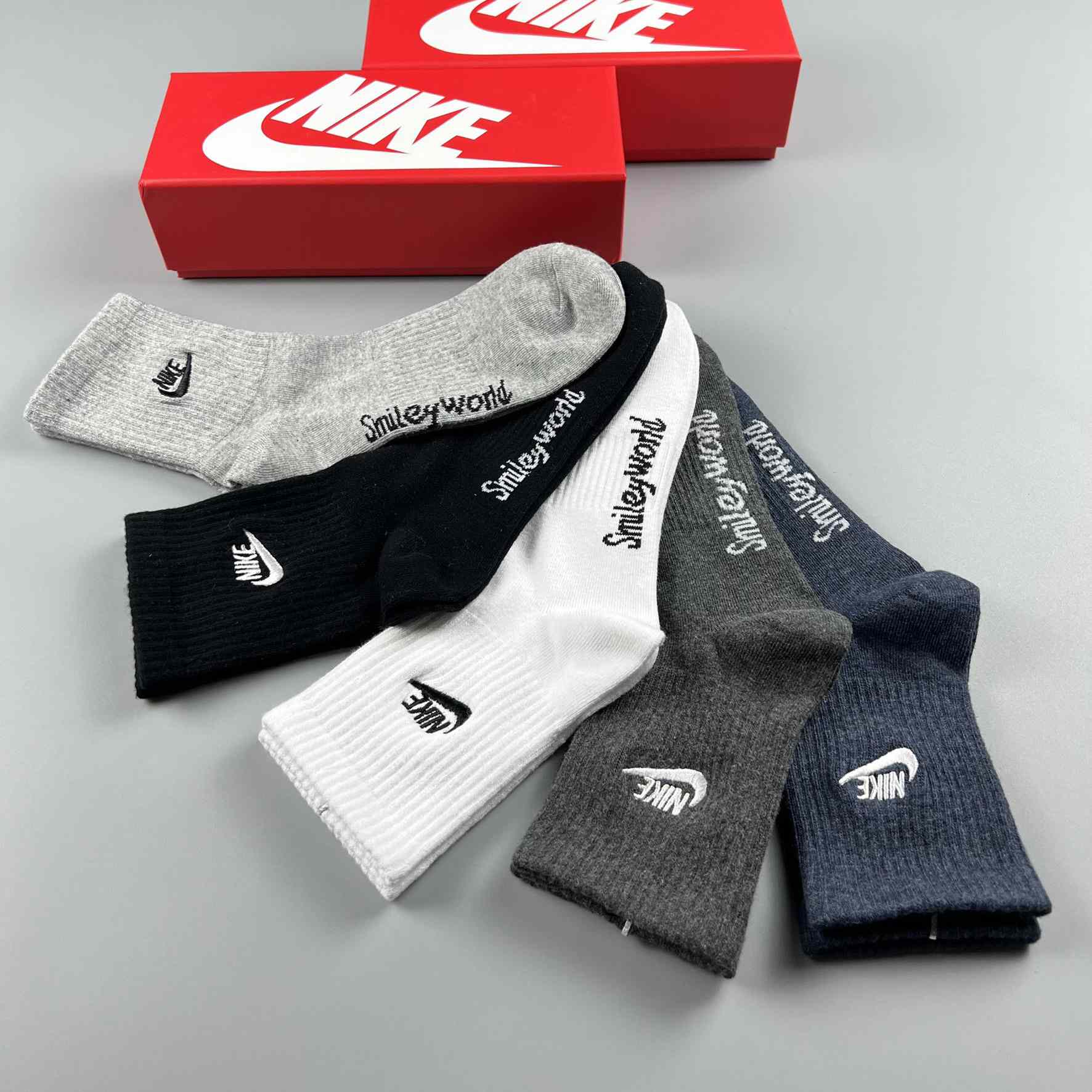 Nike Socks /Box - 