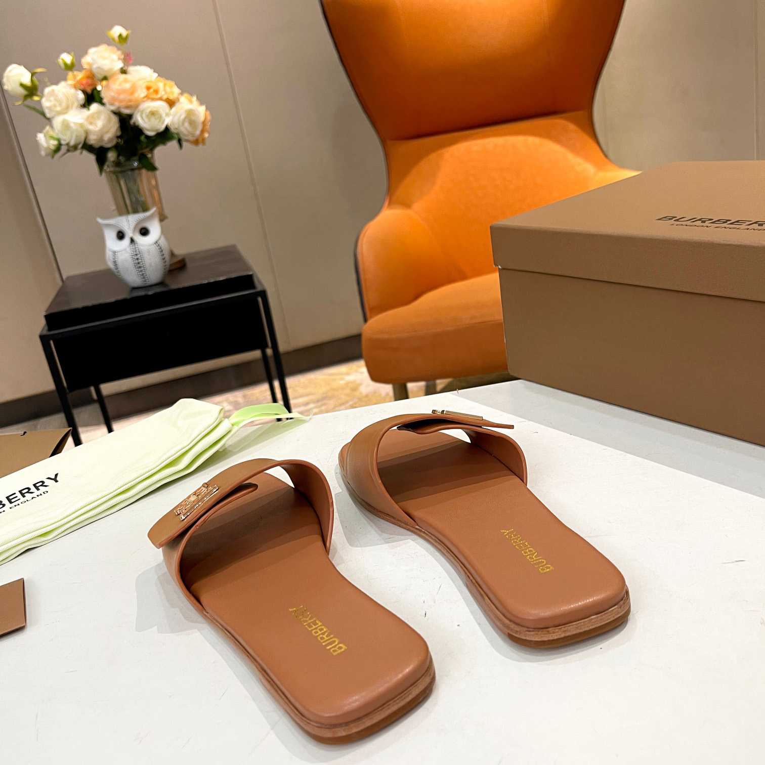 Burberry Women's Mule Sandals - 