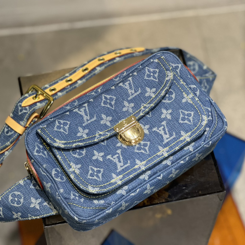Louis Vuitton Blue Monogram Denim Bumbag   M95347 - 