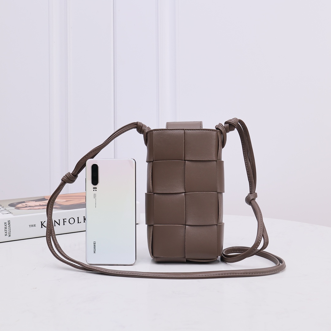 Bottega Veneta Mini Cassette Cross-Body Bag - 