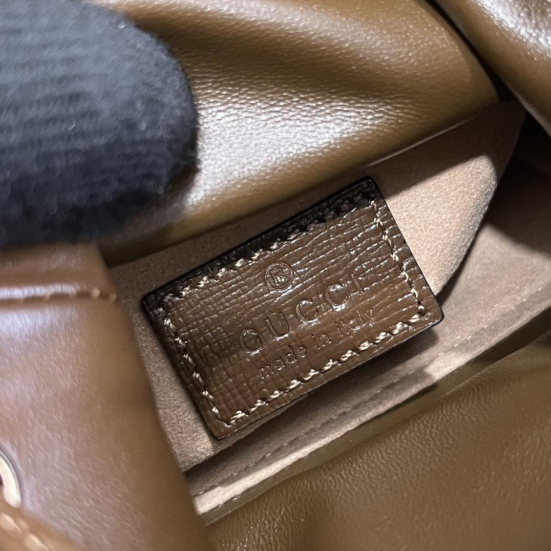 Gucci GG Mini Bucket Bag With Interlocking G - 