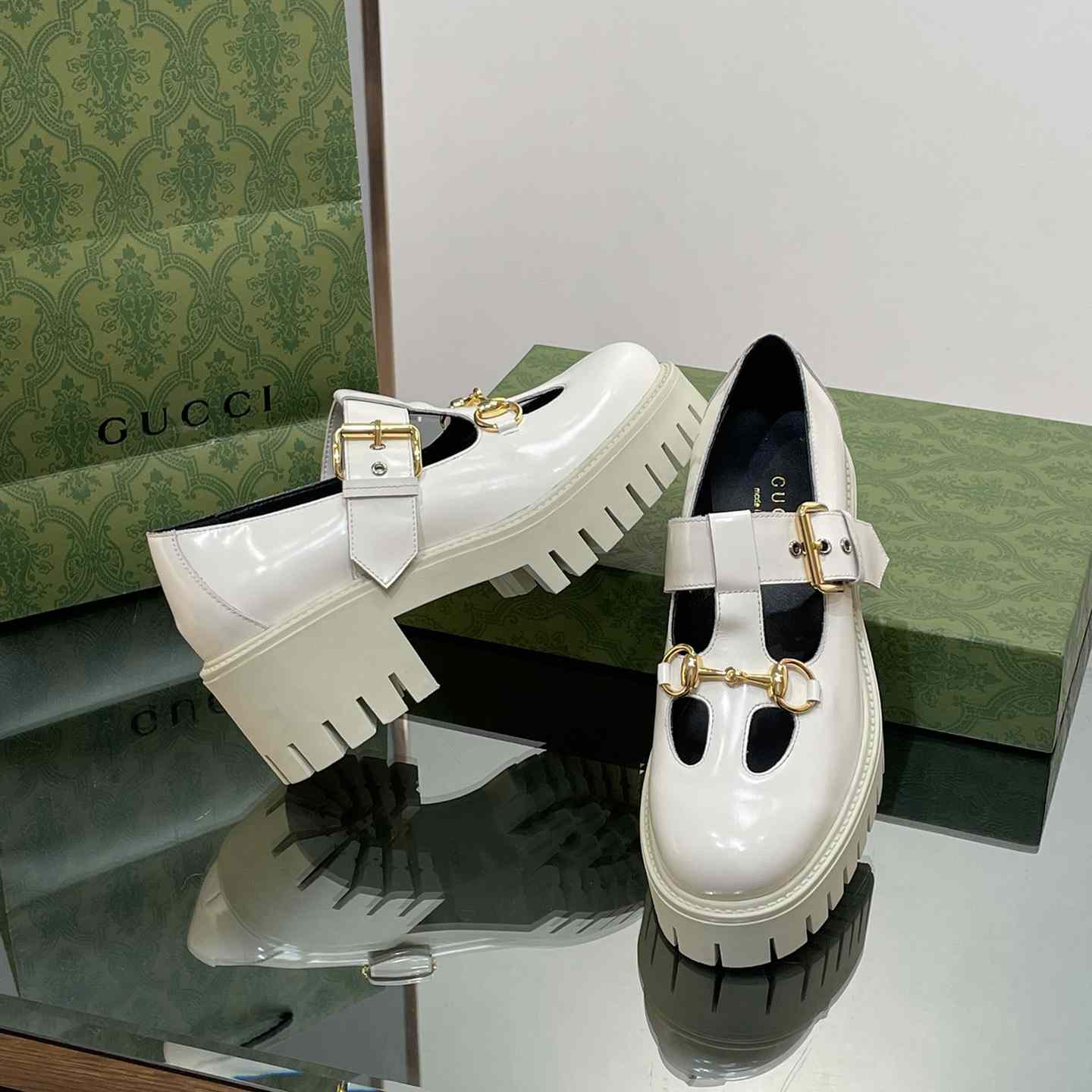 Gucci Women's Loafer With Horsebit - 