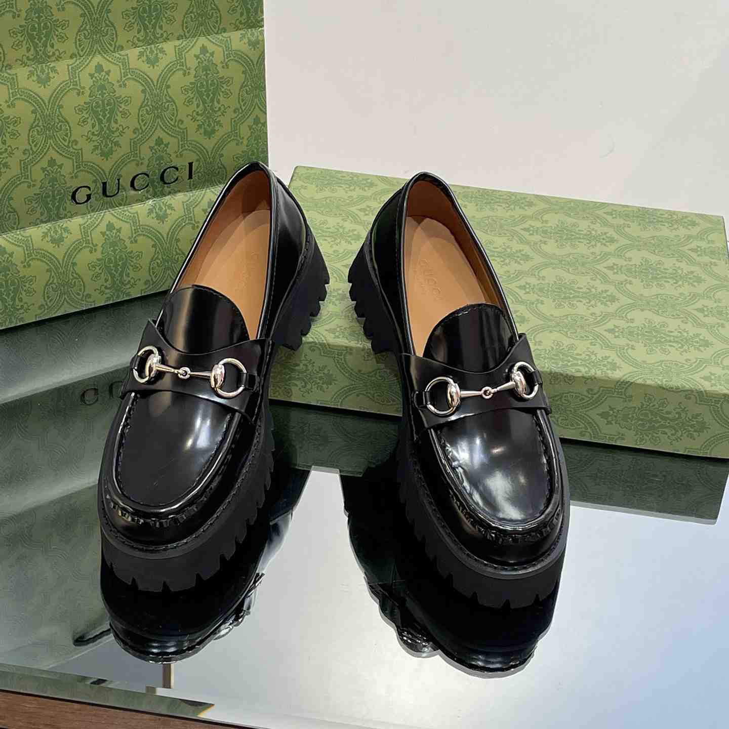 Gucci Women's Loafer With Horsebit - 