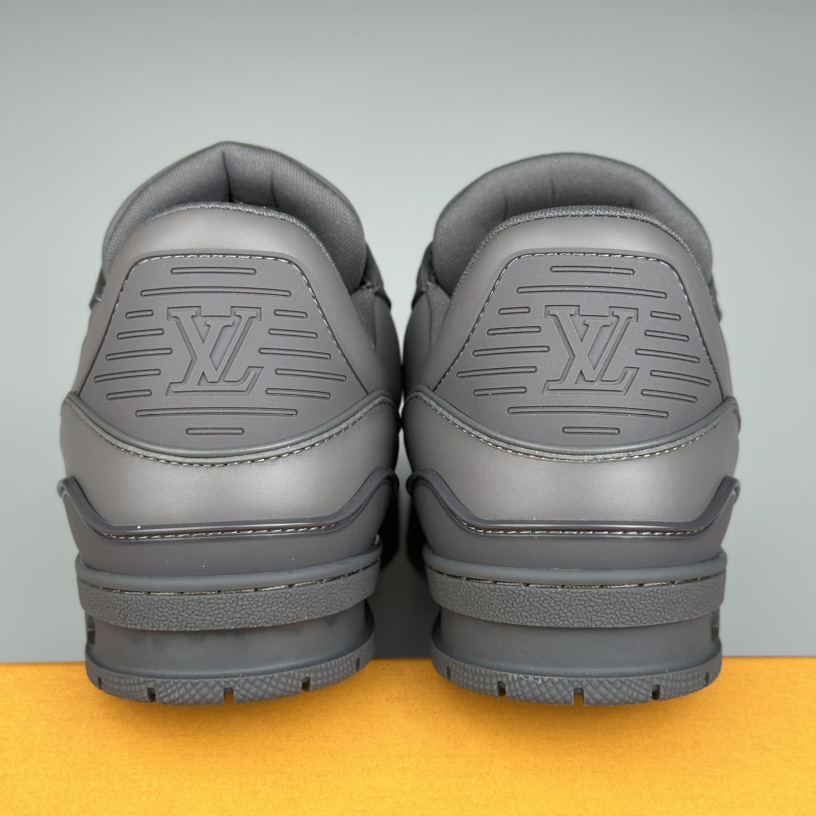 Louis Vuitton LV Trainer Sneaker (Upon UK Size)  1AC5CT - 