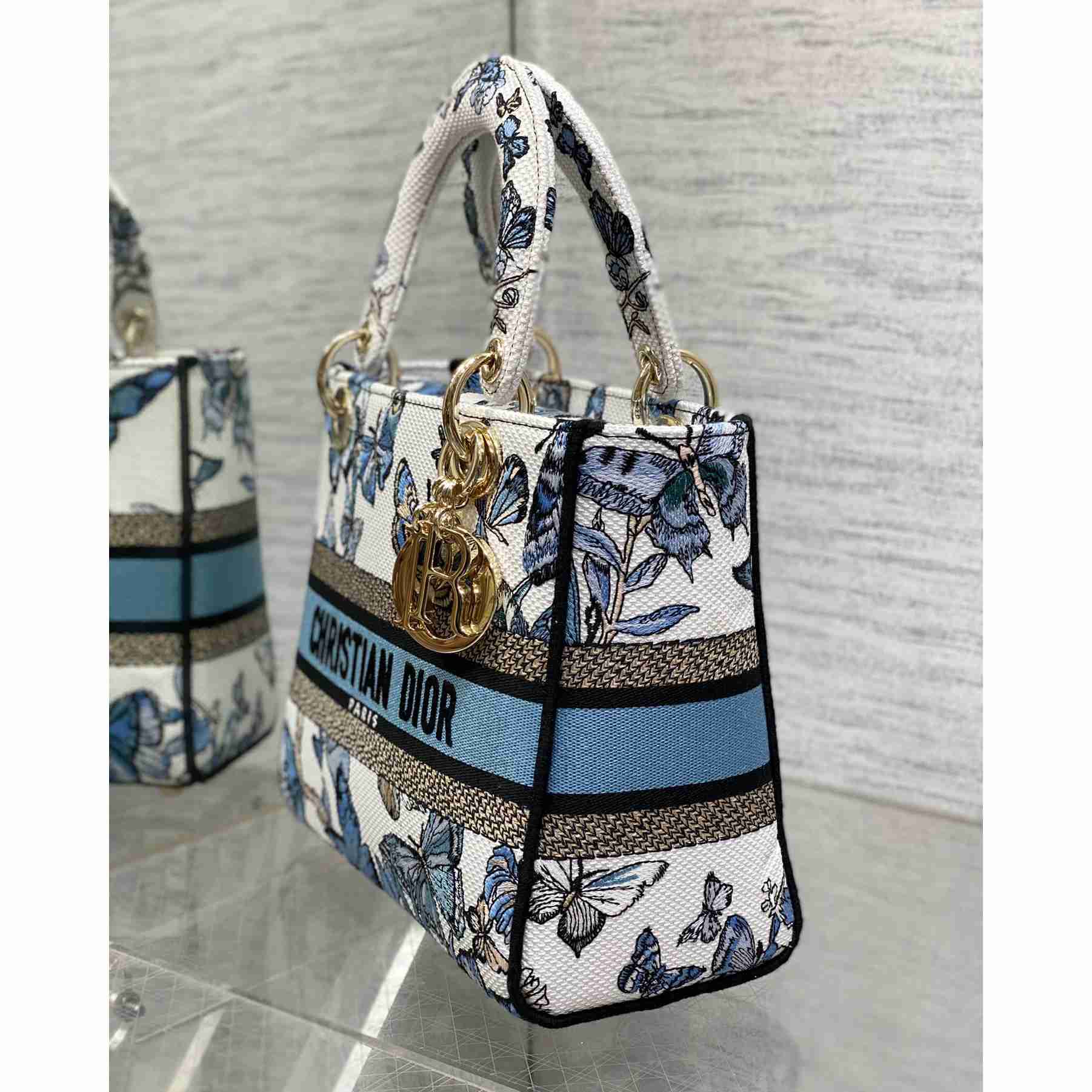 Dior Medium Lady D-lite Bag - 