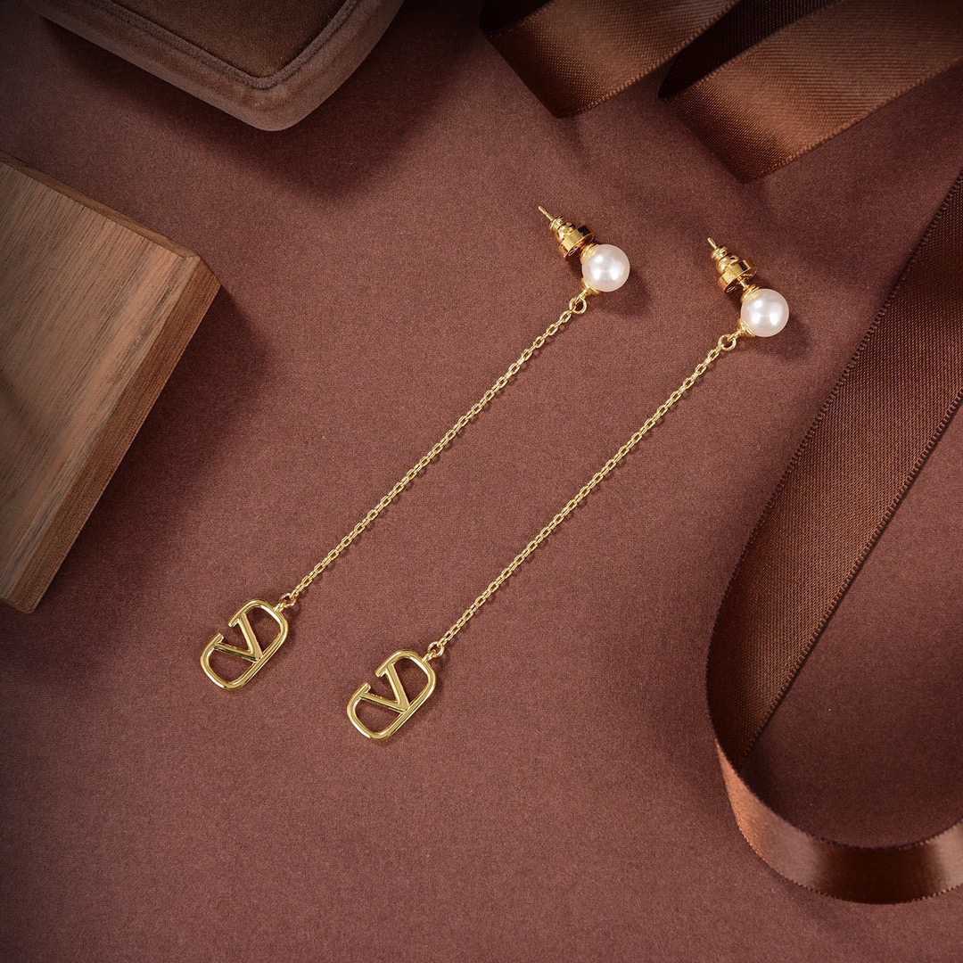 Valenti Garavani V Logo & Faux Pearl Pendant Earrings - DesignerGu