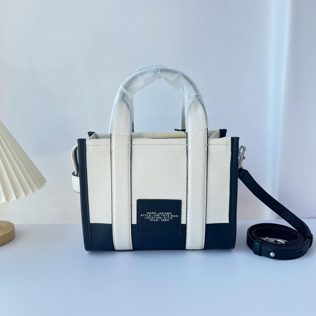 Marc Jacobs The colorblock Tote Bag  (26-20-13cm) - 