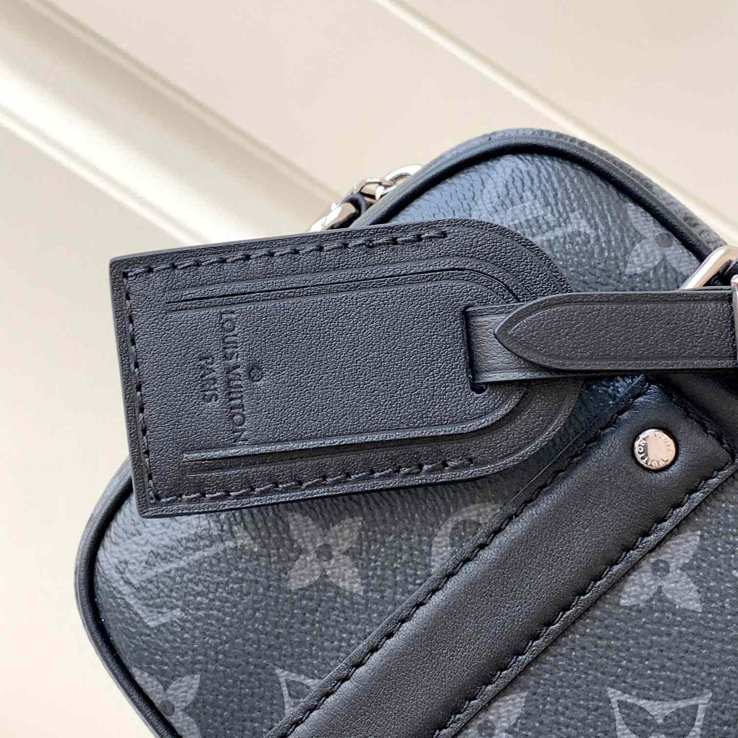 Louis Vuitton Nano Porte Documents Voyage   M82770 - 