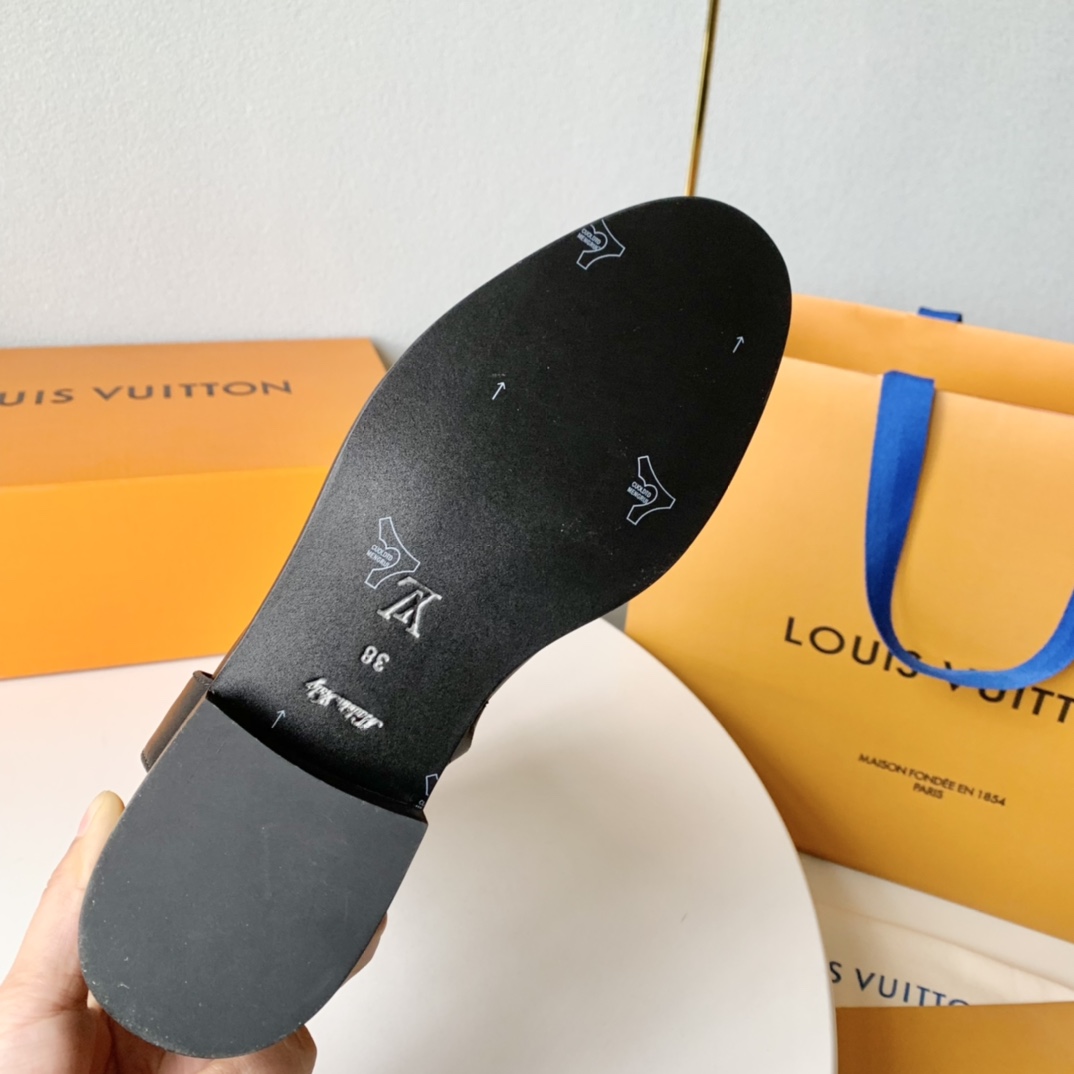 Louis Vuitton Westside Flat Ankle Boot   - 