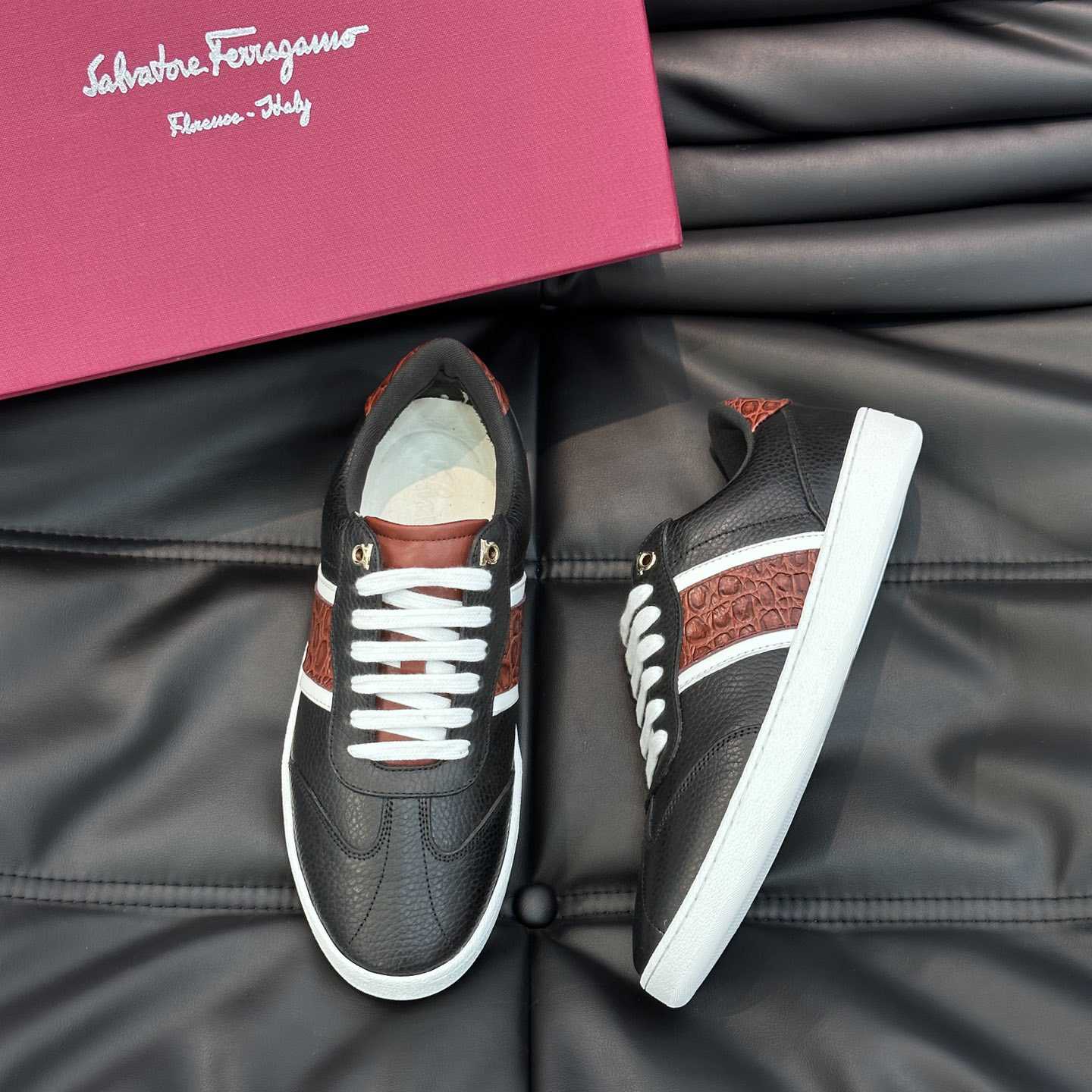 Ferragamo Low Cut Sneaker - 