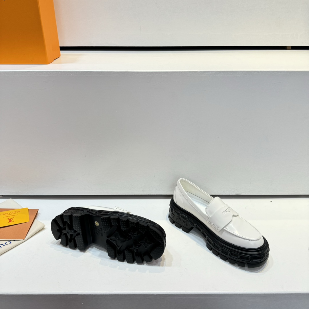 Louis Vuitton LV Record Loafer - 