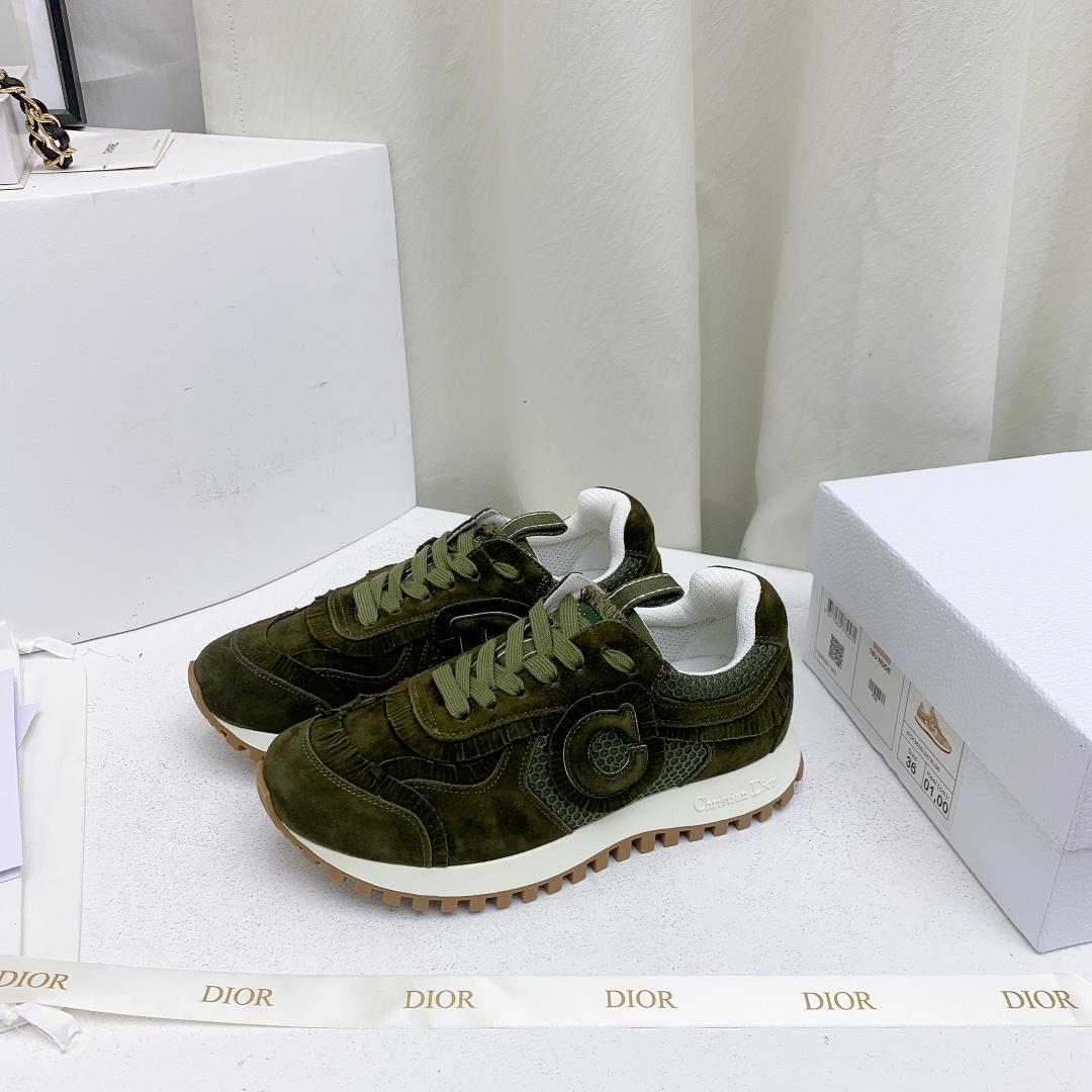 Dior C'est Dior Sneaker  - 