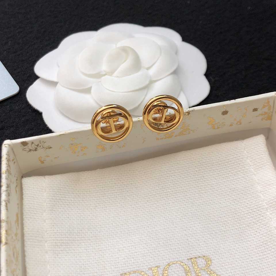 Dior 30 Montaigne Stud Earrings - 