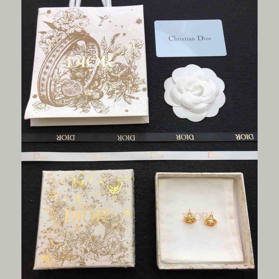 Dior 30 Montaigne Stud Earrings - 