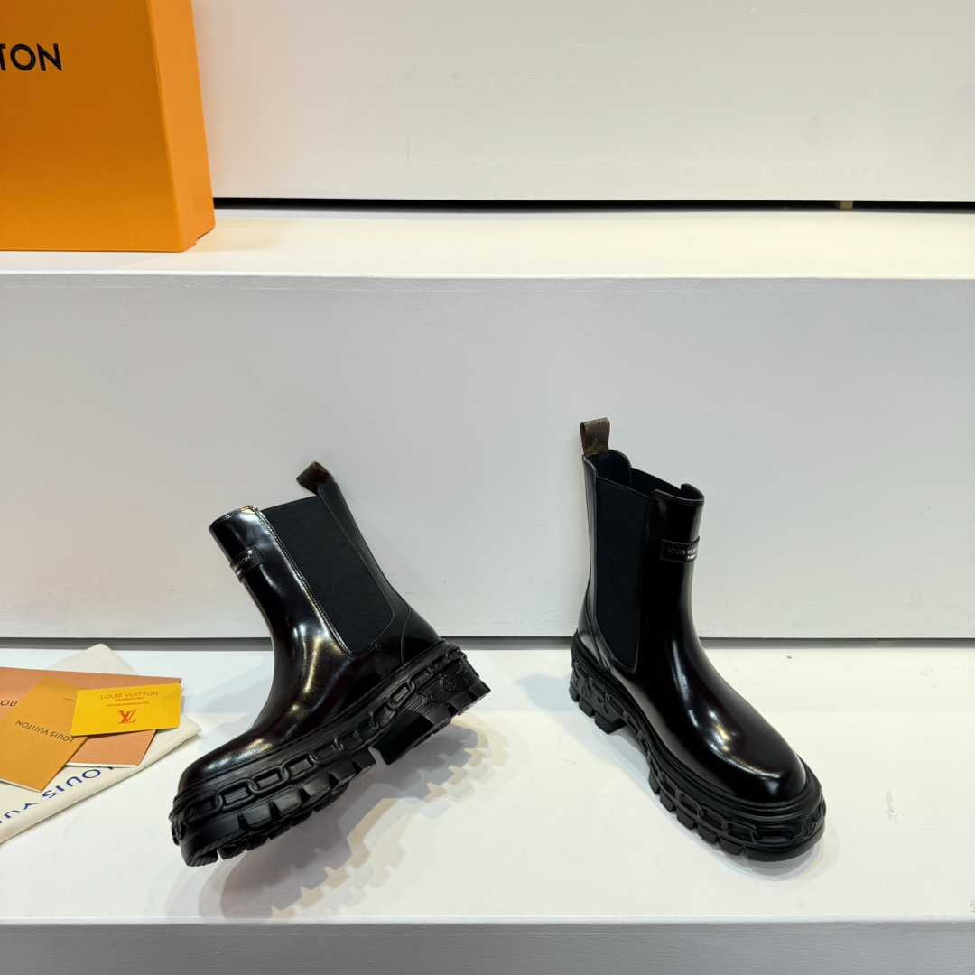 Louis Vuitton LV Record Chelsea Boot - 