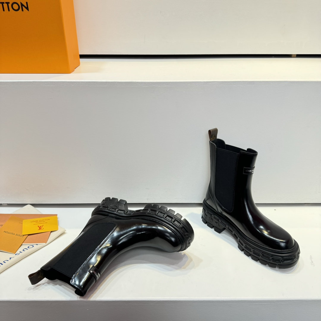Louis Vuitton LV Record Chelsea Boot - 