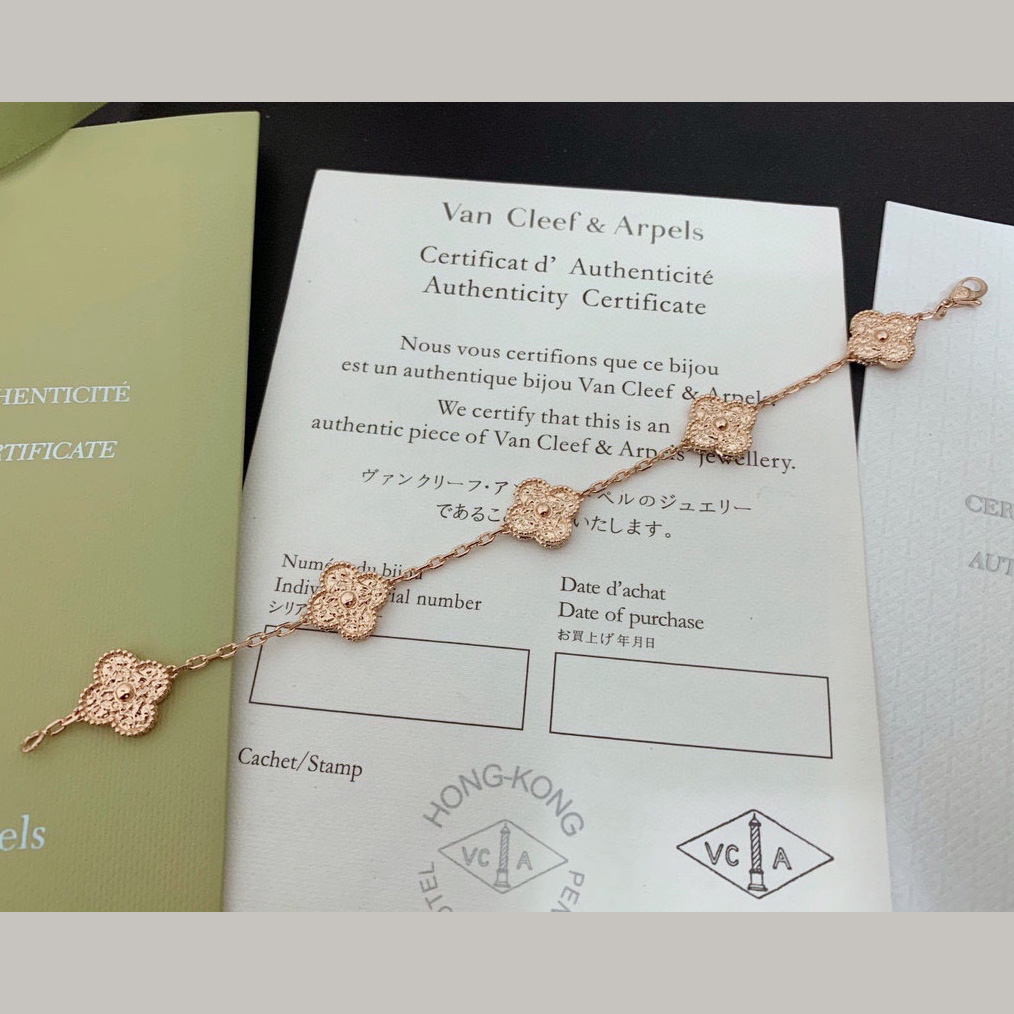 Van Cleef & Arpels Vintage Alhambra Bracelet - 