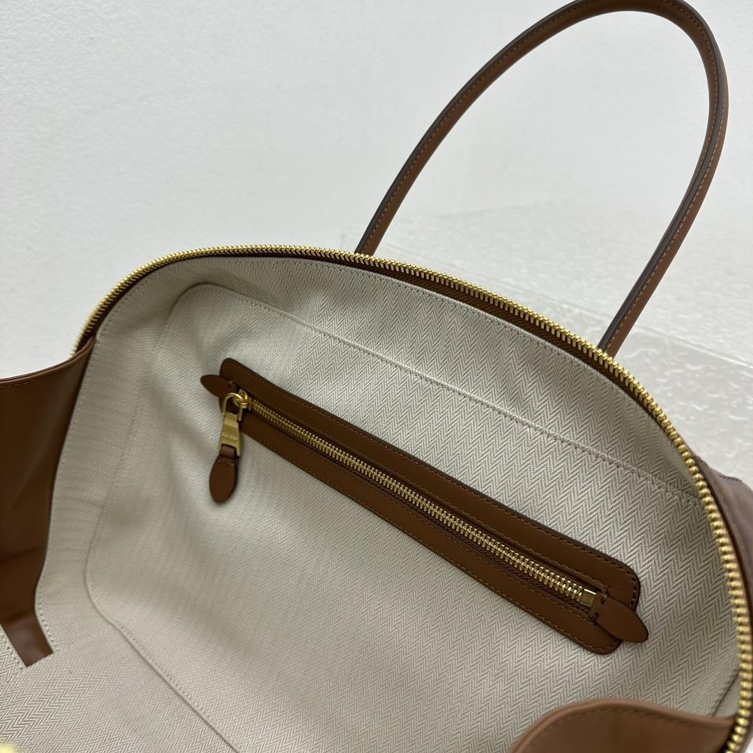 Miu Miu Leather Patchwork Bag - 