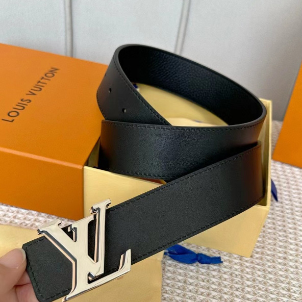 Louis Vuitton LV Shadow Reversible Belt - 