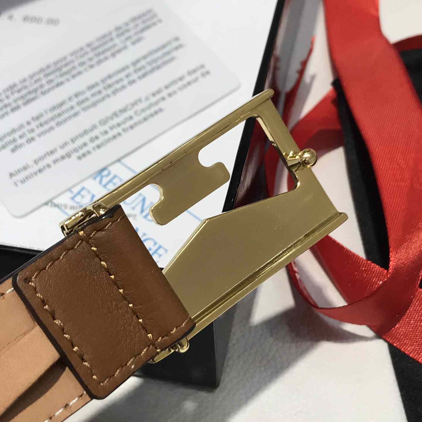 Givenchy  Leather Belt      30mm - 