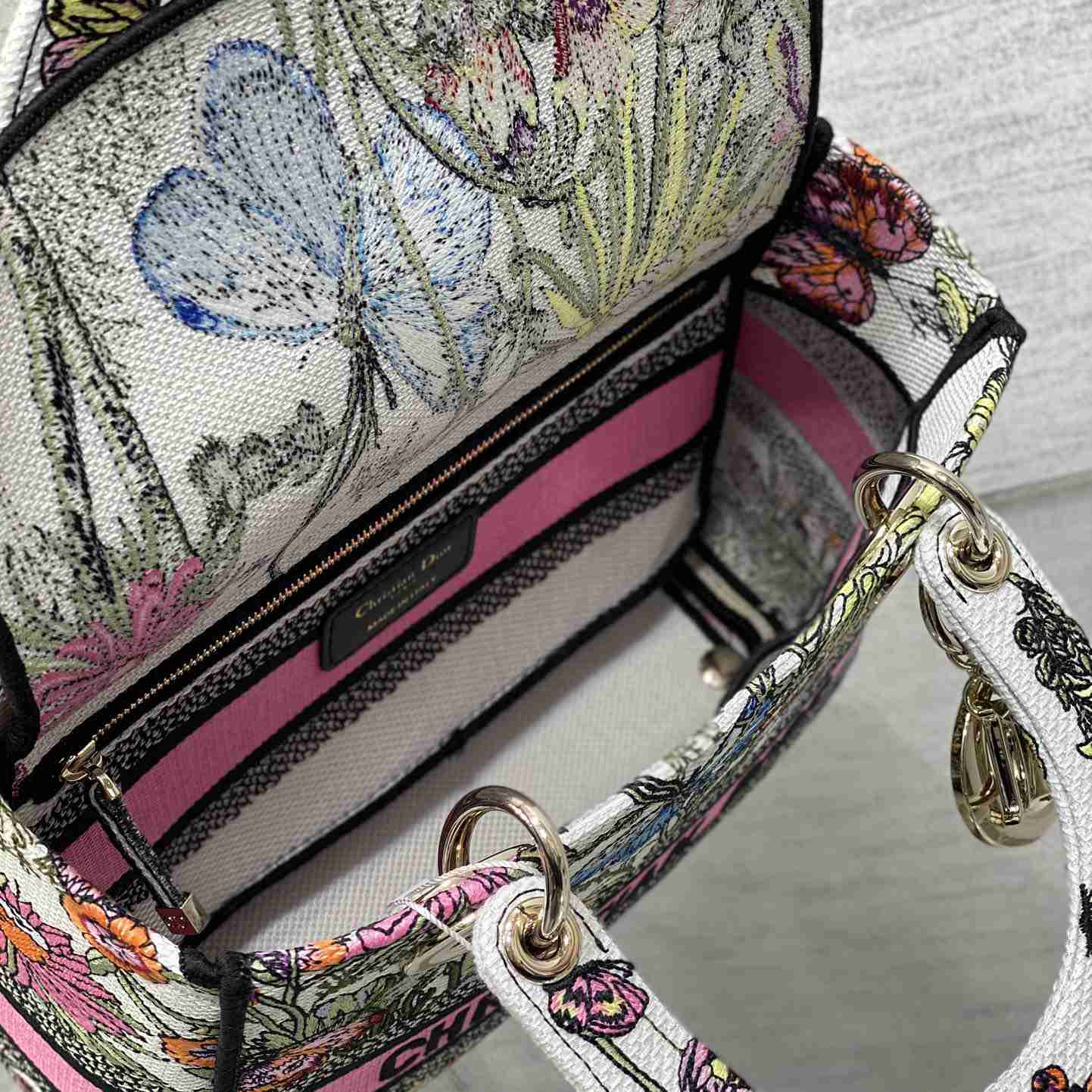 Dior Medium Lady D-Lite Bag - 