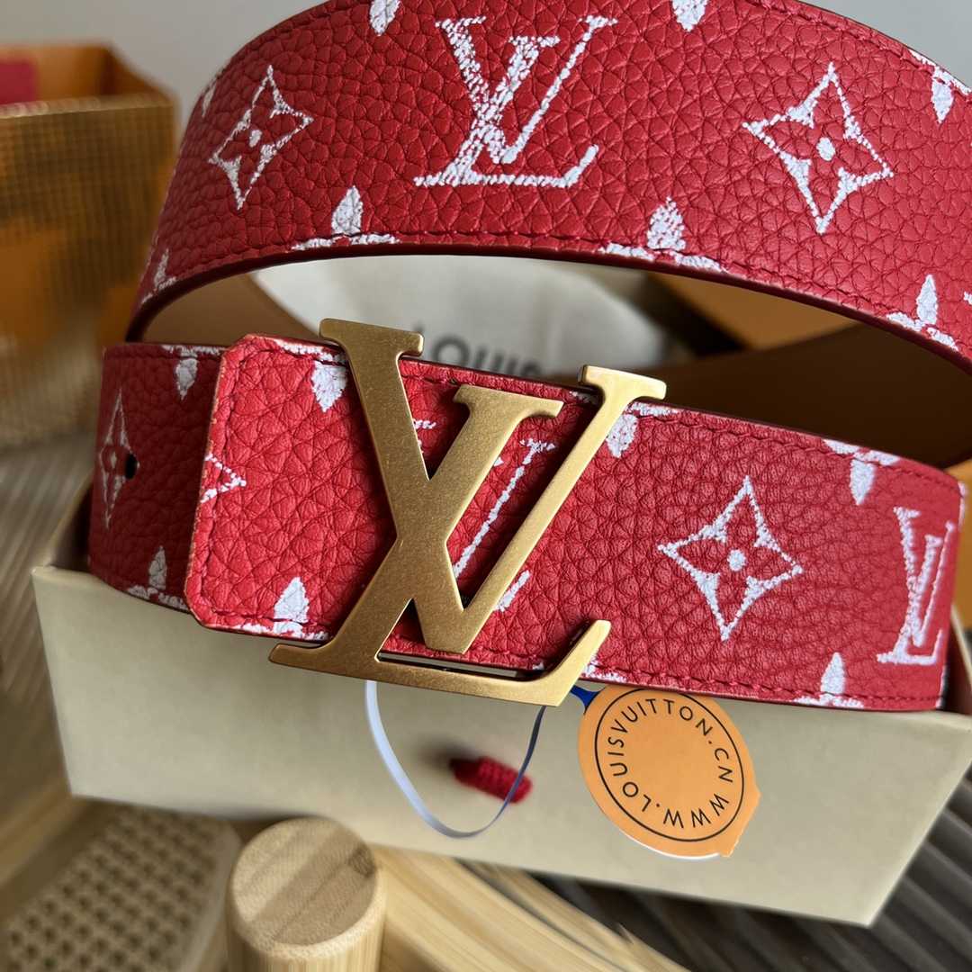 Louis Vuitton LV Initiales 40mm Reversible Belt   M8457V - 