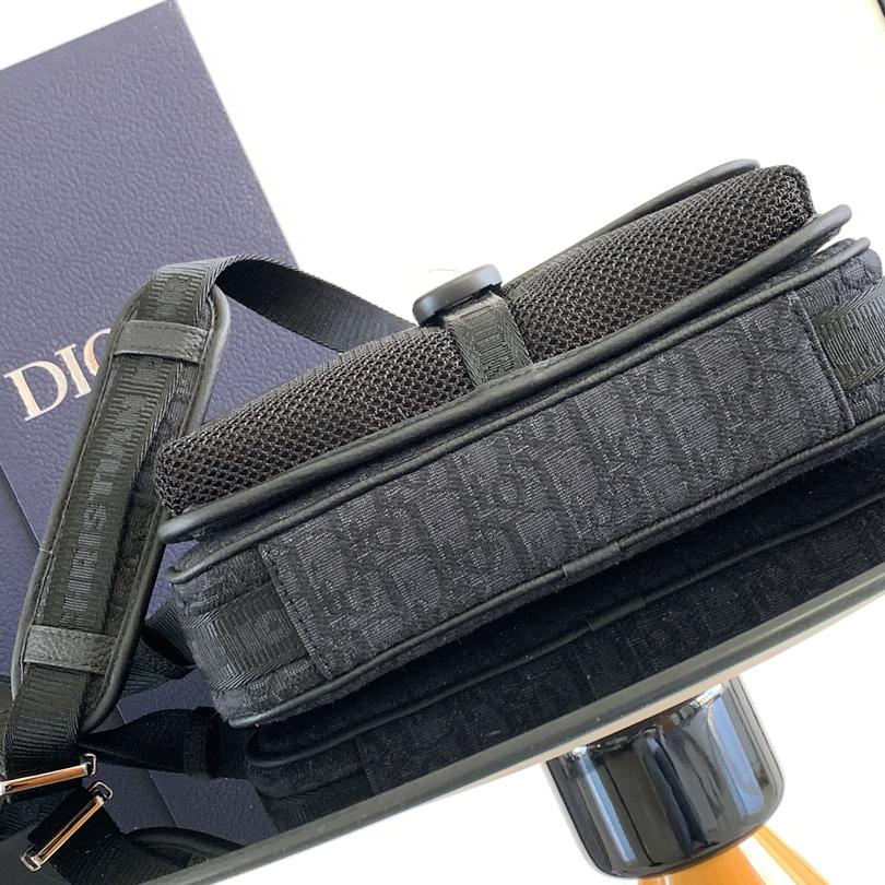 Dior 8 Bag With Strap - 