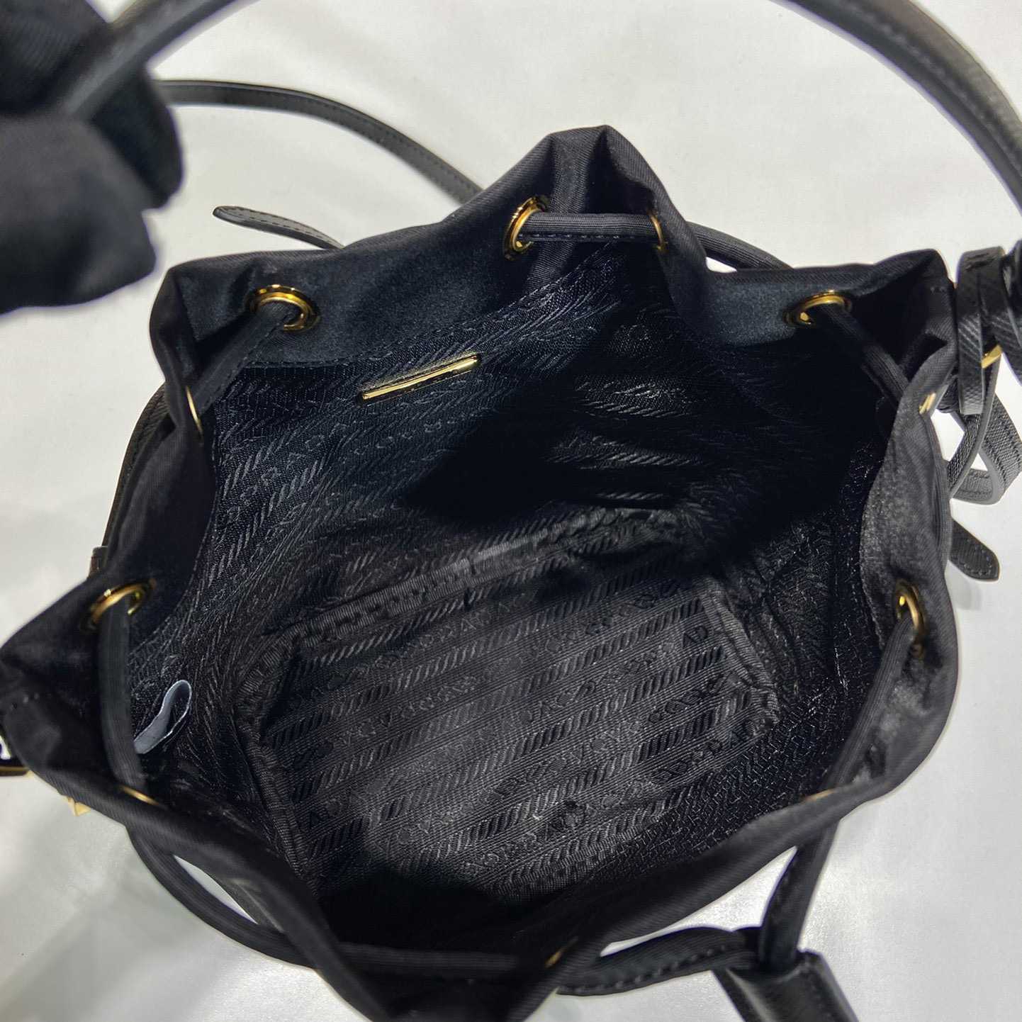 Prada Re-Edition 1978 Re-Nylon Mini-bag - 