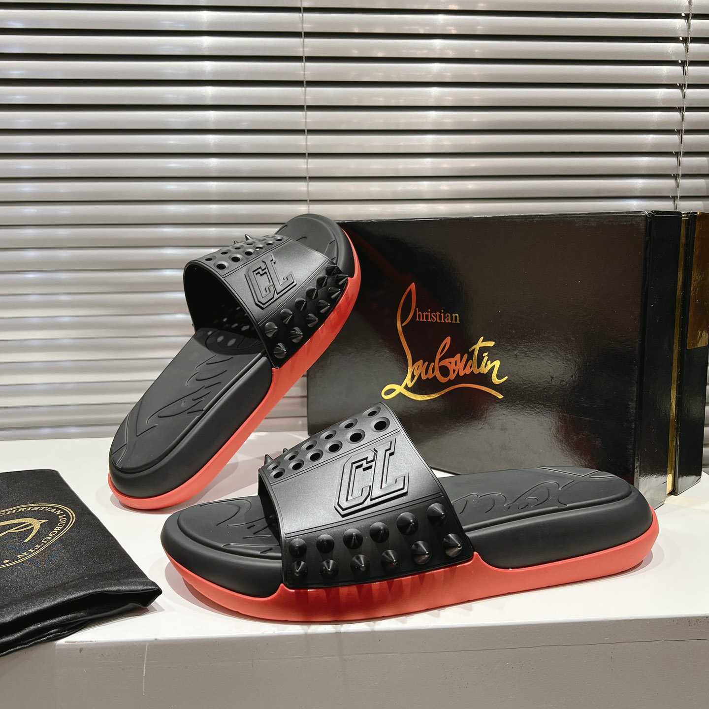 Christian Louboutin Take It Easy Summer Mule - 