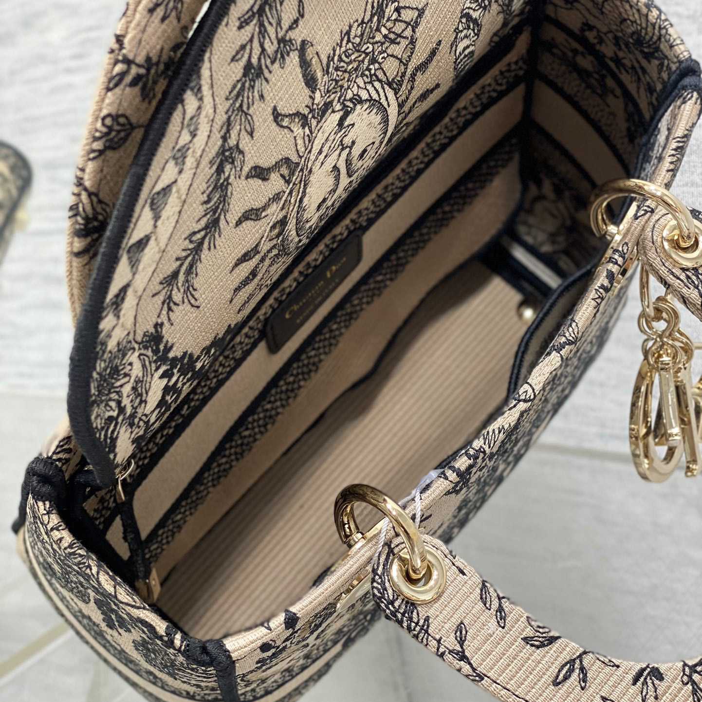 Dior Medium Lady D-Lite Bag - 