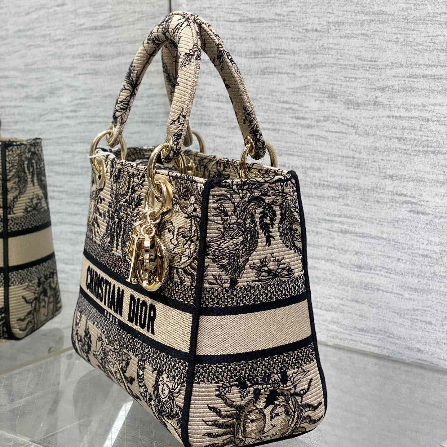 Dior Medium Lady D-Lite Bag - 