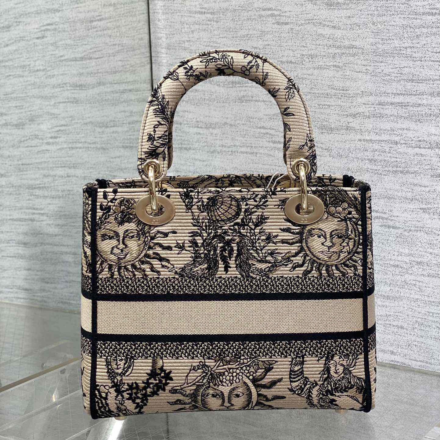 Dior Medium Lady D-Lite Bag - 