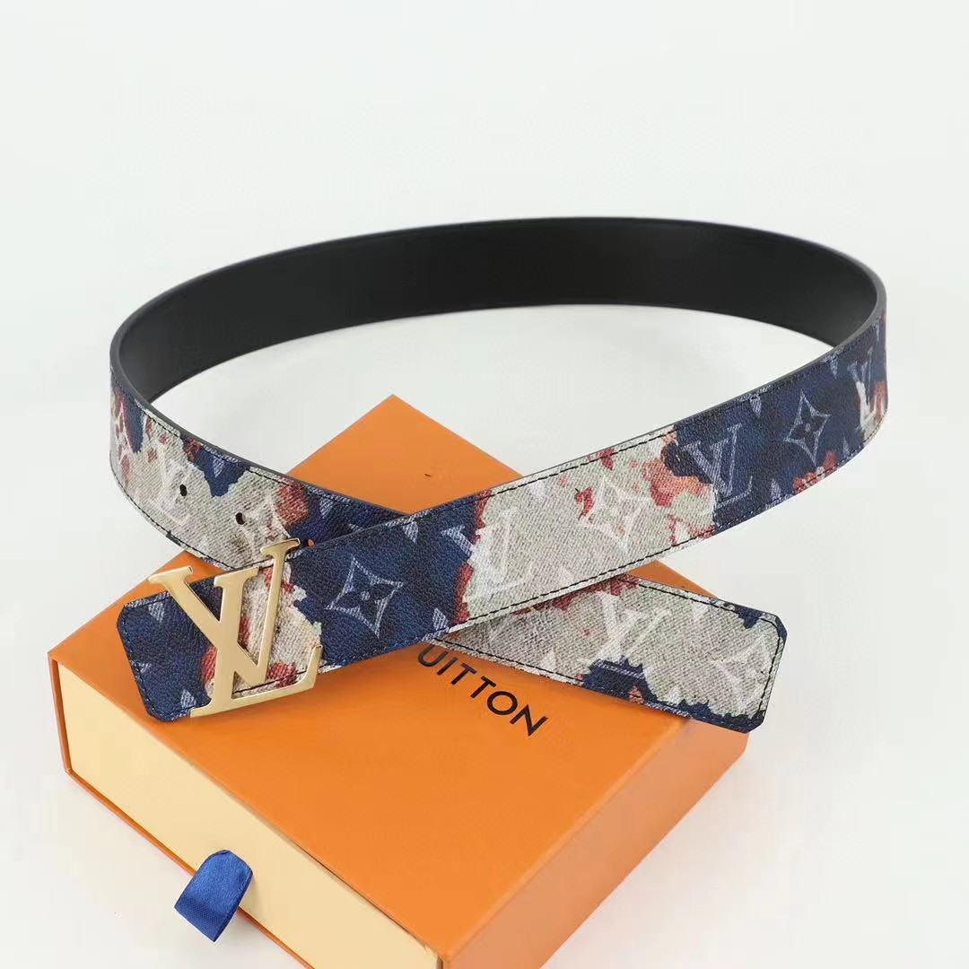 Louis Vuitton LV Initiales 40MM Reversible Belt     M8402S - DesignerGu