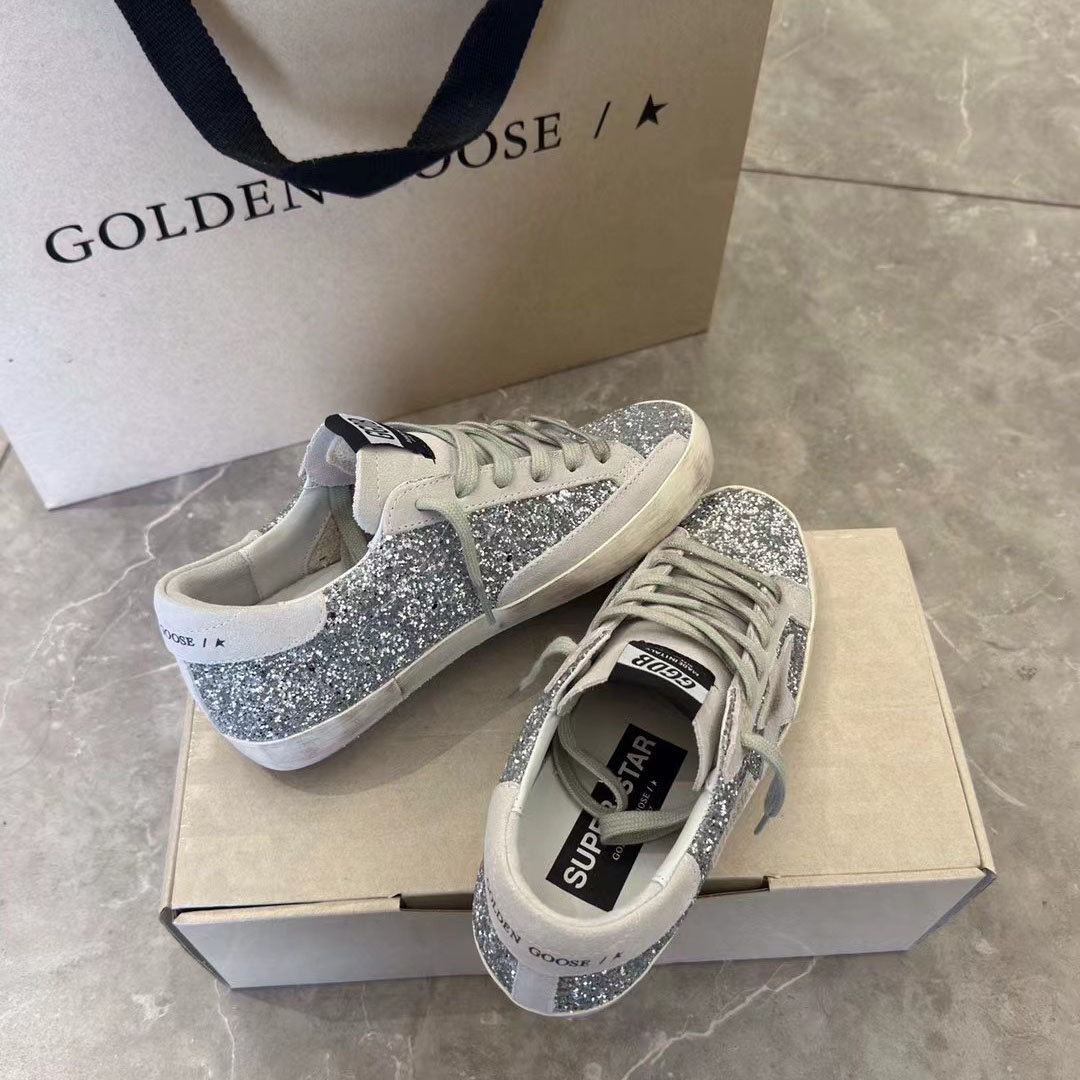 Golden Goose Sneakers - 