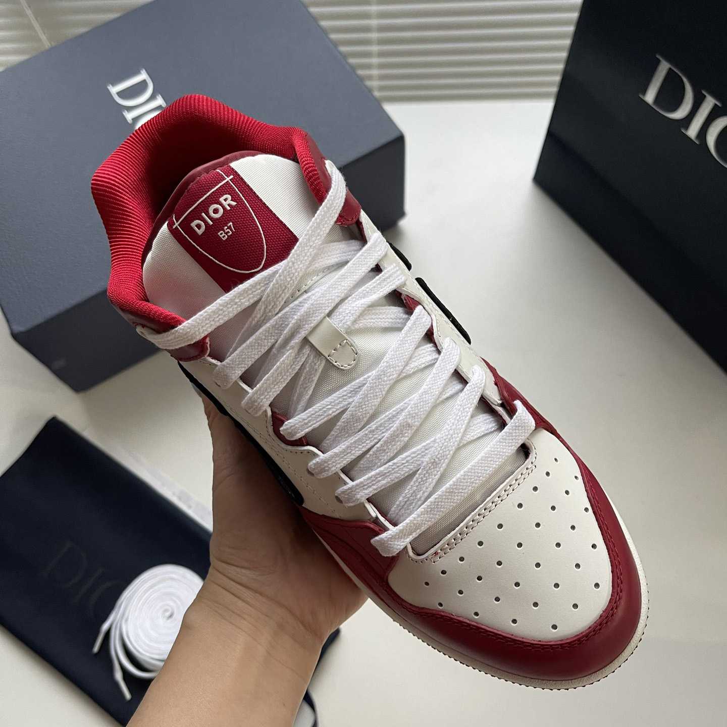 Dior B57 Mid-top Sneaker - 