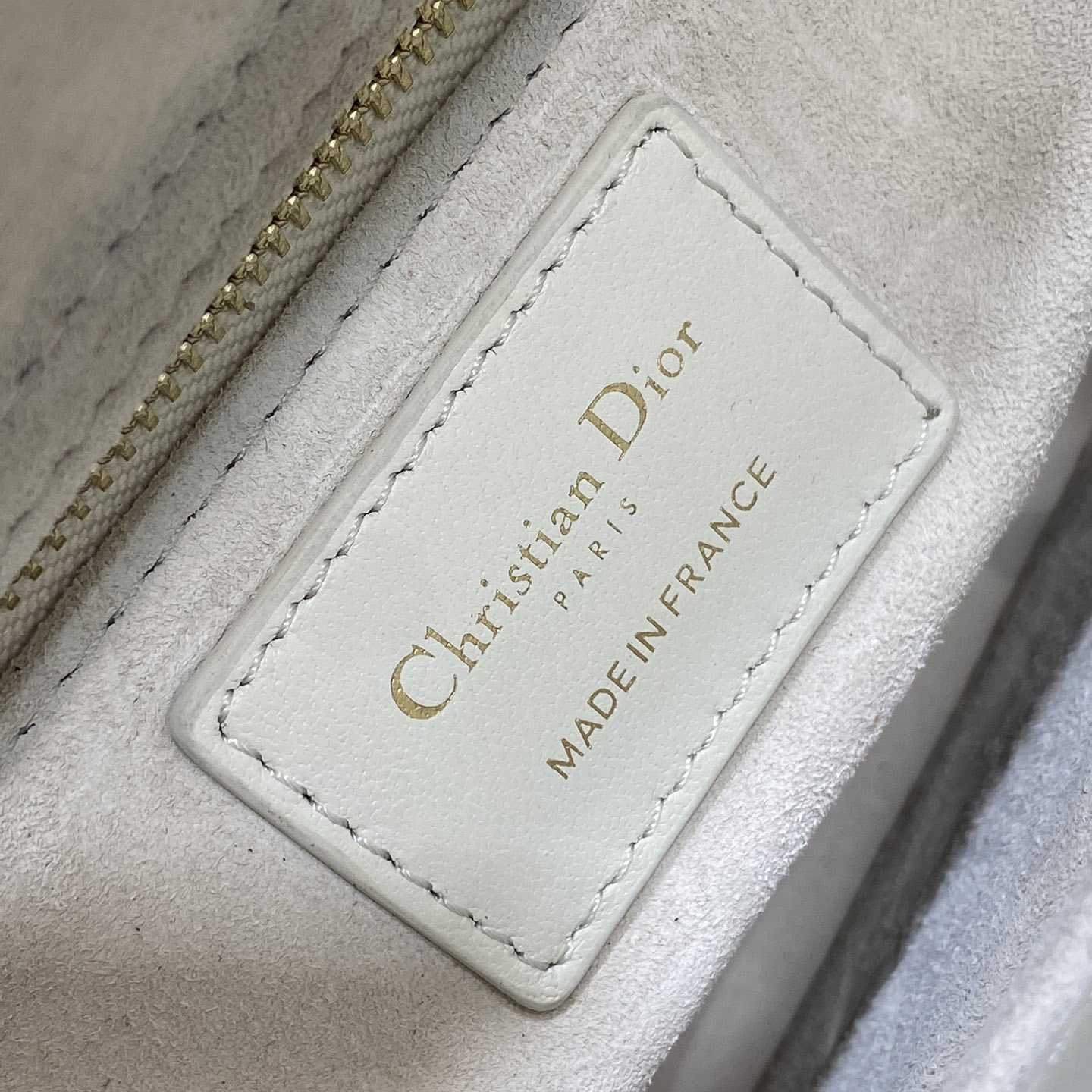 Dior Lady Dior Bag  （20*8*17cm） - 